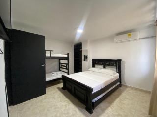 Apartamento amplio frente al mar rodadero - Rodadero - 7