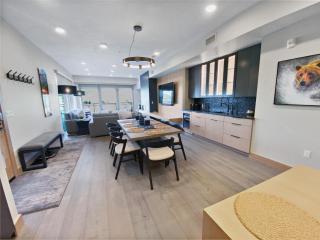 Luxury Kings Crown Condo Ski-In Out by SkyRun Park City - Park City - 2