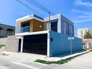 Hermosa casa en Salinas! - 1