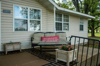Bountiful Cabin Secluded property with Hot Tub - Carthage - 7