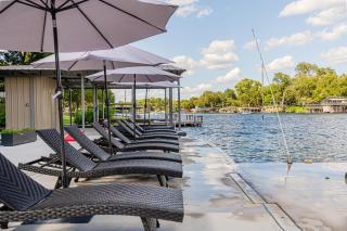 Island Paradise A waterfront oasis with pool - Kingsland - 4