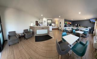 Quality Inn & Suites - Eau Claire - 8