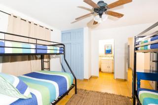 Beach Haven 5 Bedroom Beachfront - Las Conchas - 8