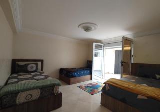 Villa Soleil -3BR élégante à 2 pas de la plage - Oulad Akkou - 1
