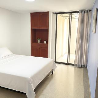 La vida es bella apto central cerca al aeropuerto con hamaca - 2