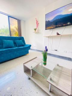 La vida es bella apto central cerca al aeropuerto con hamaca - 3