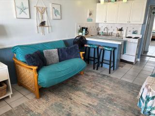 Turtley Beach Getaway - 6