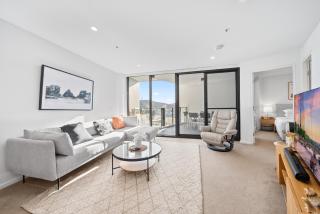 Stylish 2-Bed Apartment in Canberra CBD - 0