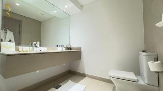 Spacious 2BR with Pool and Balcony Yas Island - Abu Dhabi - 3