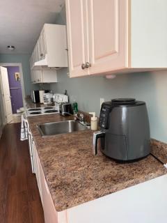 2 bedroom Suite with private entrance - Langley - 8