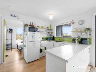 cweed - Smiths Beach - 5