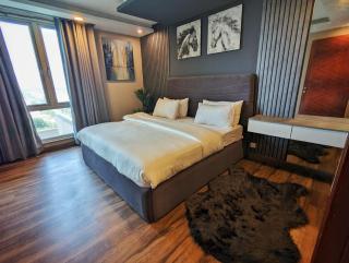 Gold Crest Mall One bedroom Deluxe Apartment - Lahore - 6