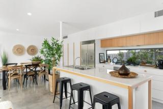 Lomani 3 on Browning Street - 4