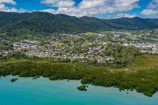 Ocean's Edge - Cannonvale - 7