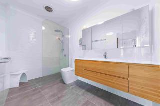 Ocean's Edge - Cannonvale - 5