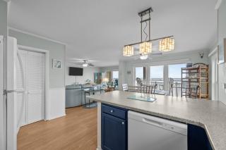 Sea La Vie- Oceanfront Family Retreat - North Topsail Beach - 8