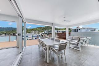 Cove 18 - Luxury beach house - Airlie Beach - 4