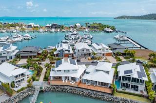 Cove 18 - Luxury beach house - Airlie Beach - 6