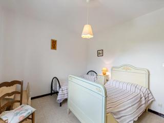 Flat in a beautiful building with pool - Mèze - 5