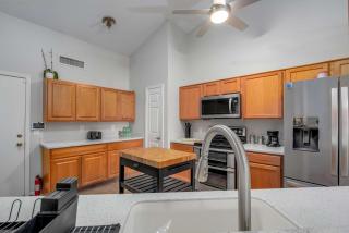 Amazing Pool Backyard Oasis 3-Bedroom Getaway - Chandler - 2