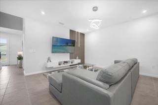 4 Bedrooms 45 Bathrooms Solara 2378Zp - 7