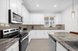 4 Bedrooms 45 Bathrooms Solara Resort 2310Zp - 3