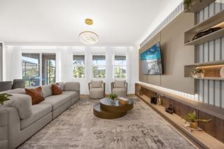 6 Bedrooms 5 Bathrooms Solterra 7642 Ol - 7