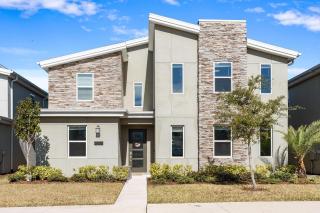 7 Bedrooms 5 Bathrooms Storey Lake 4529Tb - 0