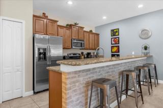 4 Bedrooms 3 Bathrooms Paradise Palms 2931Bu - 2