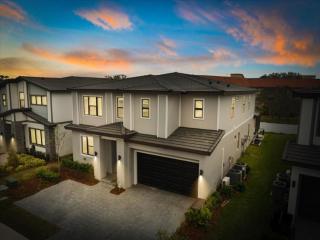 10 Bedrooms 9 Bathrooms Paradiso Grande 5845Hs - 0