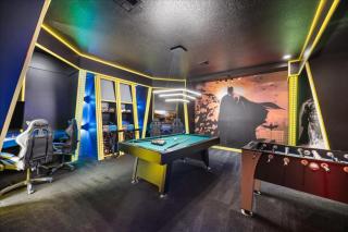 9 Bedrooms 5 Bathrooms Storey Lake 2980Pl - 3