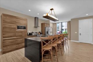 4 Bedrooms 45 Bathrooms Magic Village 7472Bd - 7