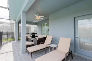 7 Bedrooms 5 Bathrooms Solterra 7215 Ol - 3