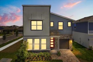 7 Bedrooms 45 Bathrooms Solara 2347Cs - 0