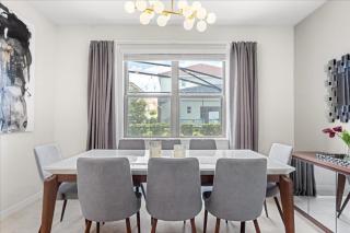 5 Bedrooms 4 Bathrooms Solterra 5489Mo - 1