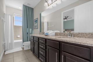 5 Bedrooms 4 Bathrooms Encore 7434 Ma - 1