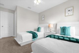 6 Bedrooms 6 Bathrooms Solterra 4176 Od - 5