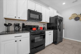 5 Bedrooms 5 Bathrooms Solterra 4671 Td - Davenport - 6