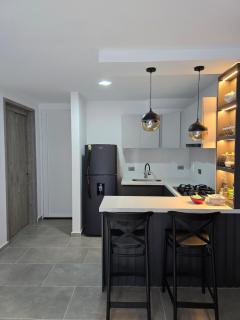 Apto fresco cómodo cerca a Foscal y Cañaveral - 8