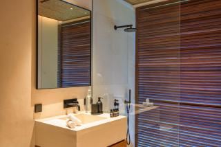 Fully staffed Luxury Villa w unrivalled views - Selong Belanak - 1