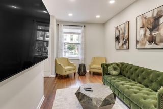 Less Than 1 Mi to Howard University Townhome with Deck - Washington - 7