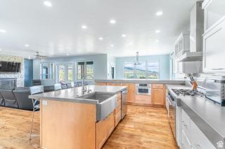 The Grand Retreat at Bear Lake - Garden City - 3
