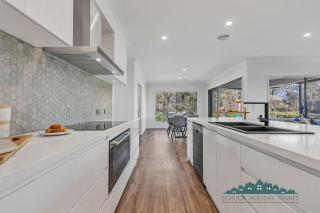 Marina Views - Torrumbarry - 4