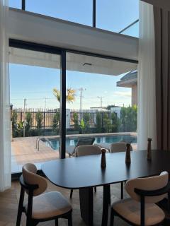 6-Bedroom Villa w Pool & Sauna - Dosemealti - 7