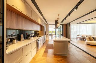 6-Bedroom Villa w Pool & Sauna - Dosemealti - 1