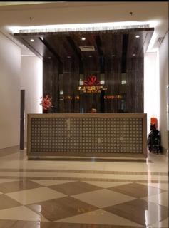 Orchard Tower 09A - Anderson Benson Tanglin Pakuwon Mall Netflix - WIFI - Pool View - Surabaya - 8