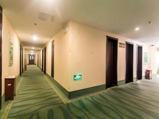 GreenTree Inn Suzhou Guanqian Yangyuxiang Metro Station Business Hotel - Suzhou - 8
