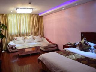 GreenTree Inn Shanghai Jiading Anting Motor City Express Hotel - Xangai - 1