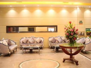 GreenTree Inn Guangzhou Panyu Chimelong Happy World Business Hotel - Canton - 6