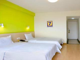 7 Days Inn Tongren Railway Station Jintan - Tongren - 5